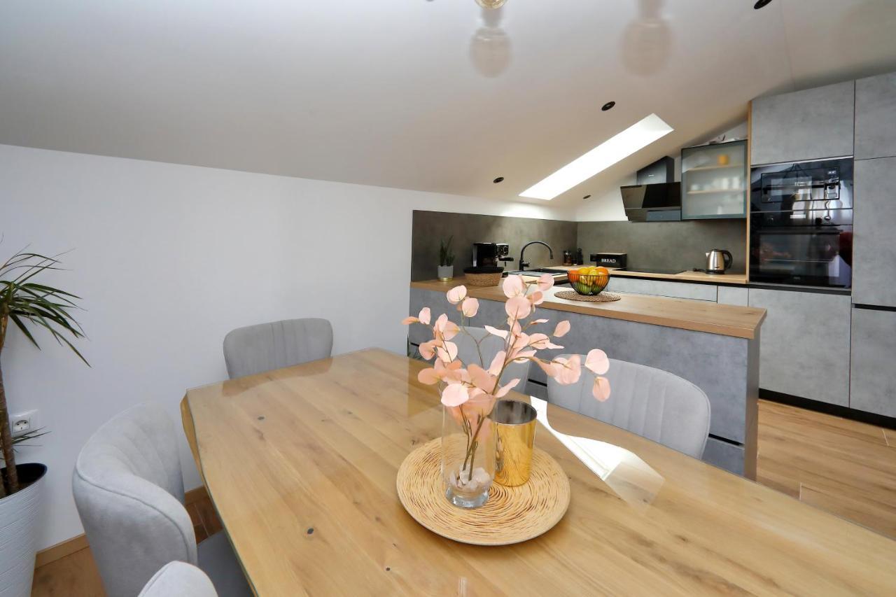 Luxury Apartments Monika Near The Sea With Private Parking Bibinje Exteriör bild