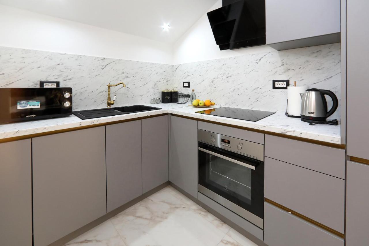 Luxury Apartments Monika Near The Sea With Private Parking Bibinje Exteriör bild