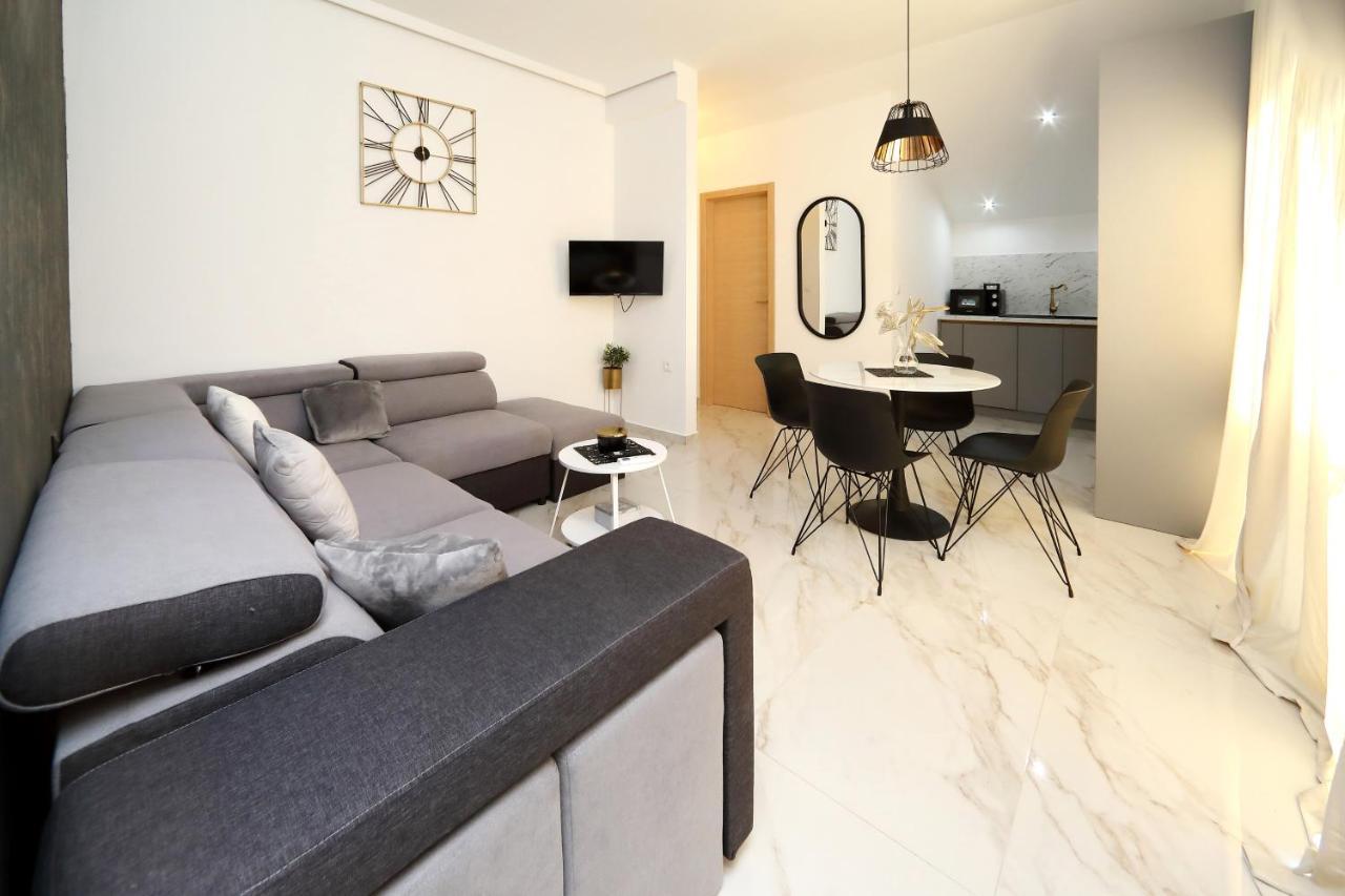 Luxury Apartments Monika Near The Sea With Private Parking Bibinje Exteriör bild