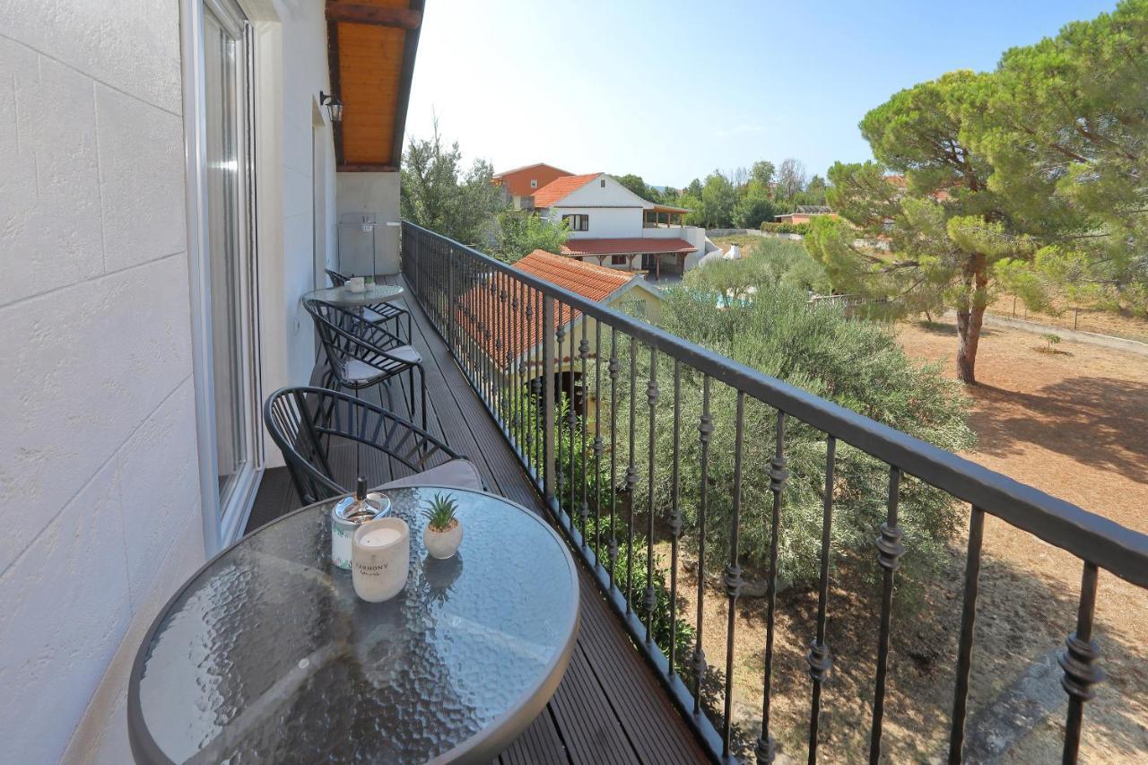 Luxury Apartments Monika Near The Sea With Private Parking Bibinje Exteriör bild